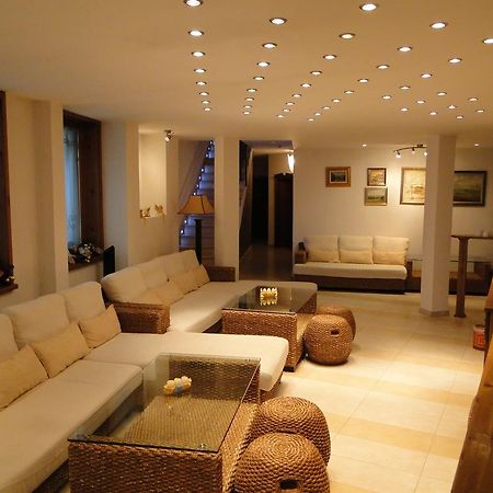 Guest House Chicho Tsane バンスコ エクステリア 写真